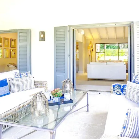 Magnificent Family House Summer * Εστεπόνα